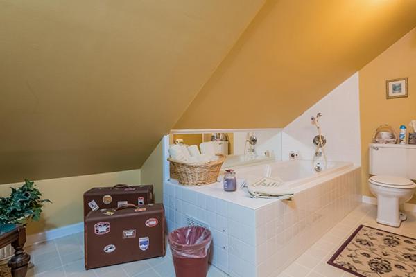 Kingsley House Bed & Breakfast - Full Home Fennville 외부 사진
