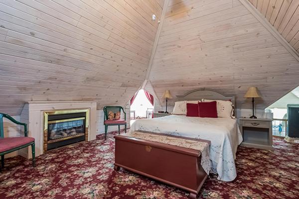 Kingsley House Bed & Breakfast - Full Home Fennville 외부 사진