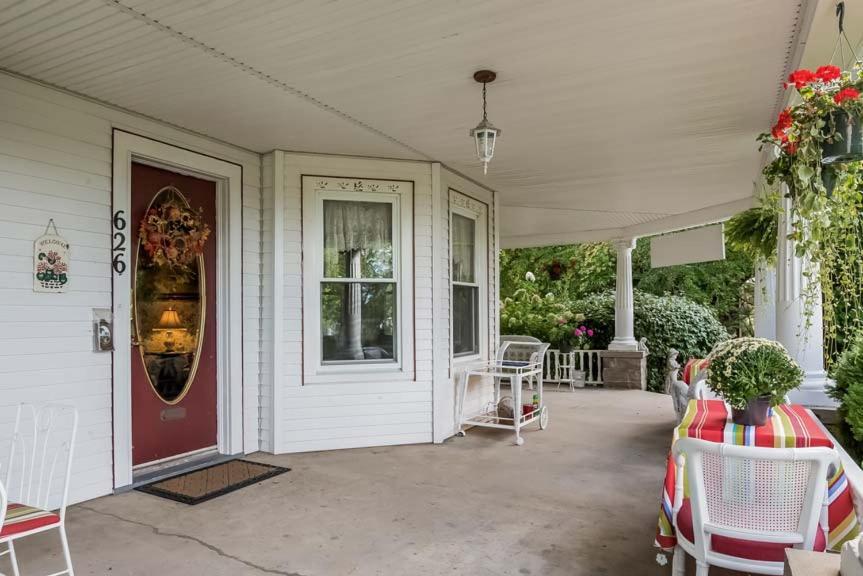 Kingsley House Bed & Breakfast - Full Home Fennville 외부 사진