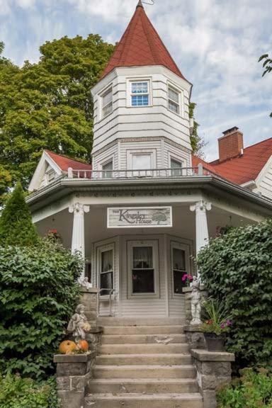 Kingsley House Bed & Breakfast - Full Home Fennville 외부 사진